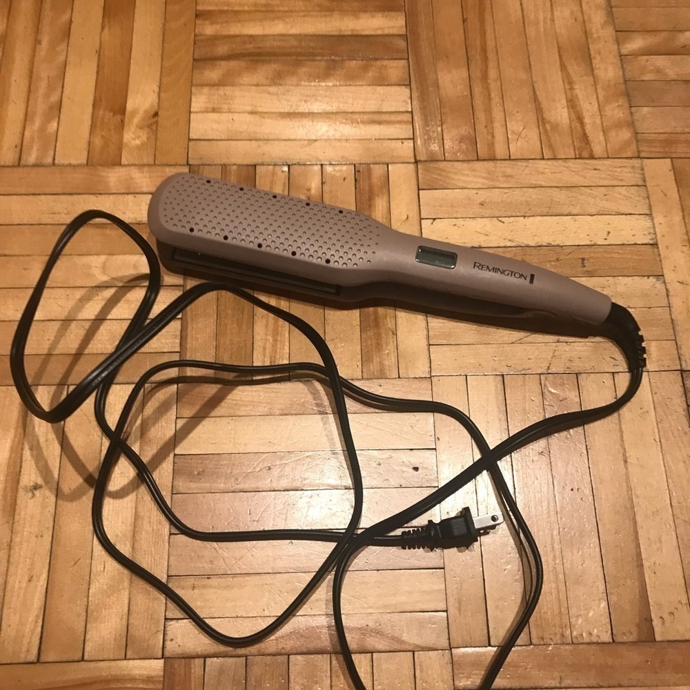 Remington Hair Straightening Black​​​​​ - Picture 2 of 6